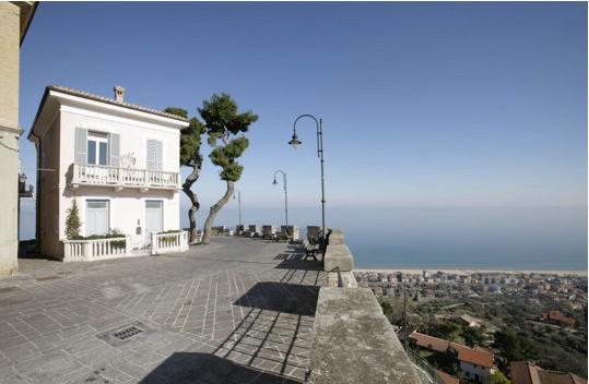 B&B Santa Lucia Silvi Paese Екстер'єр фото
