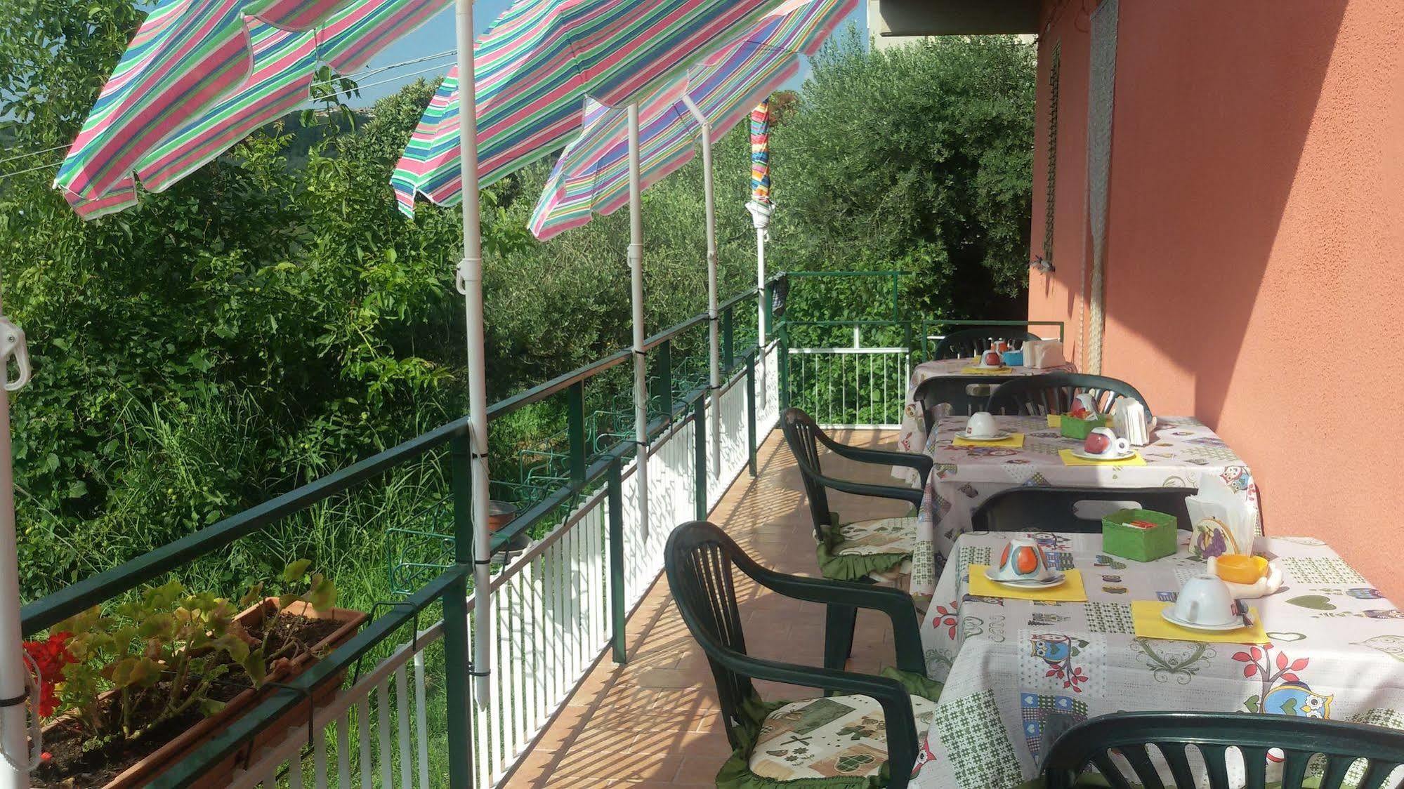B&B Santa Lucia Silvi Paese Екстер'єр фото